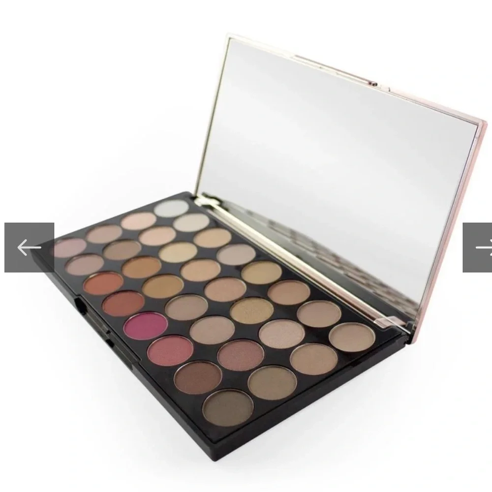 Revolution Flawless 3 Resurrection Palette